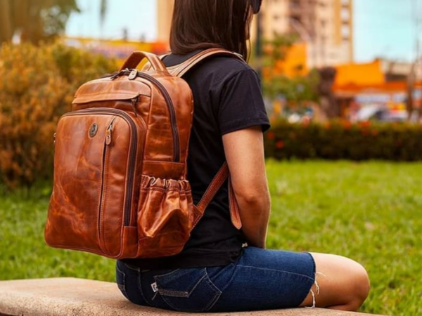 Dicas para escolher uma mochila de couro que vai durar a vida toda