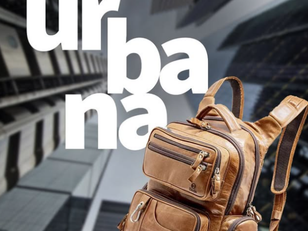 Qual a diferença entre uma bolsa de mão e uma mochila de couro para uso diário?